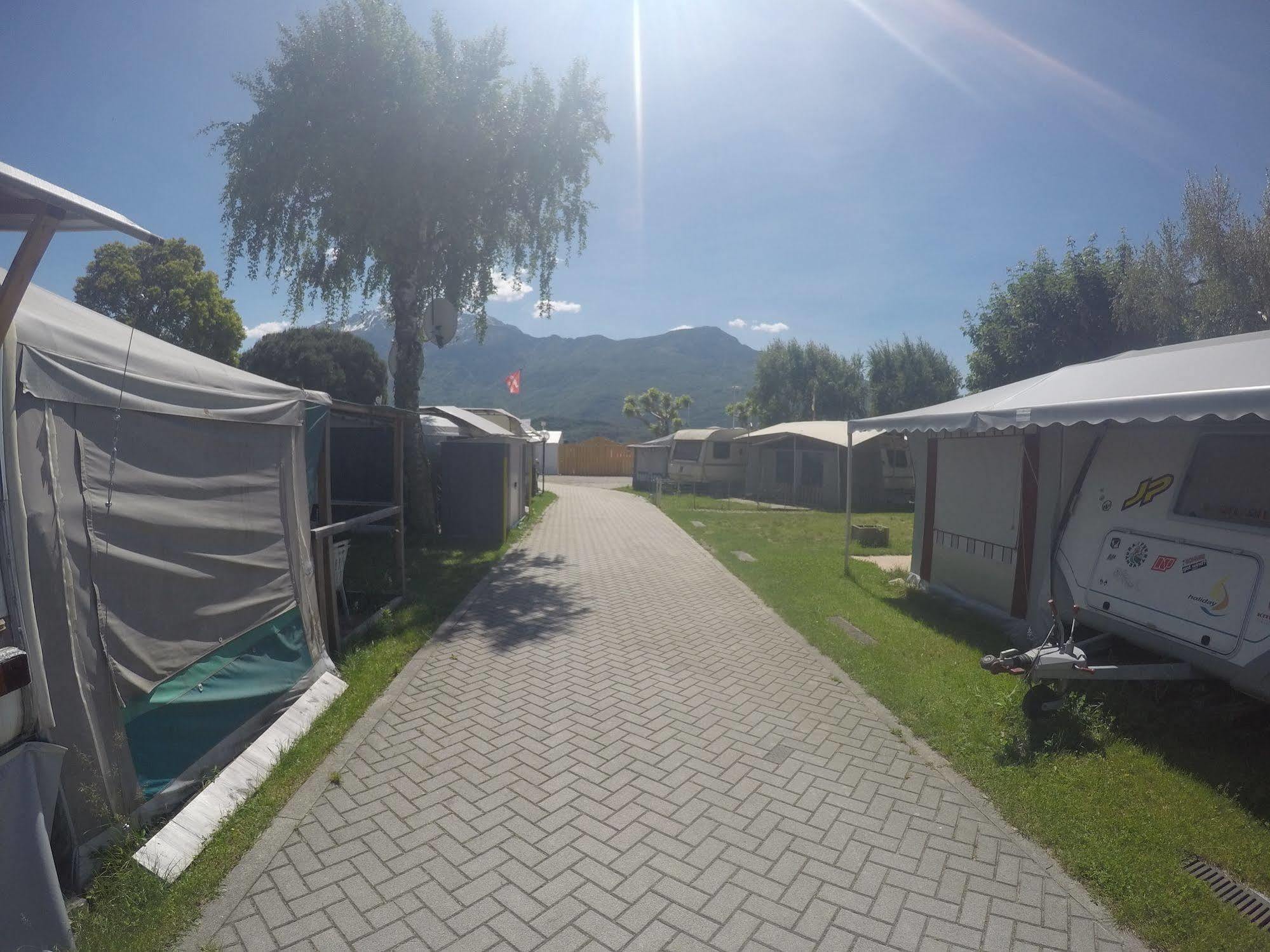 Camping Villaggio Paradiso Домазо Экстерьер фото